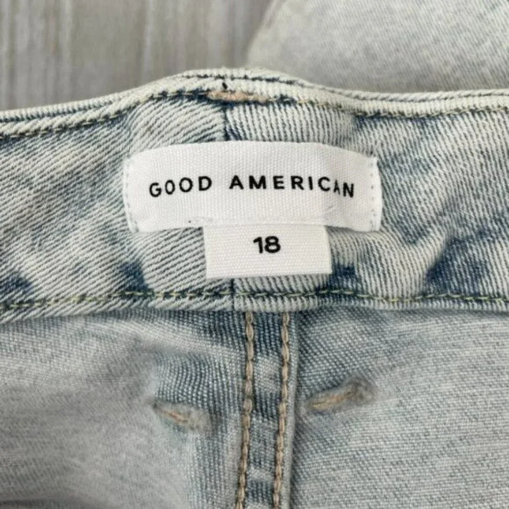 Good American Good Legs Crop Long Fray Hem High Rise Skinny Jean Light Wash 18